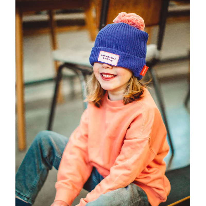 Enfant avec bonnet Acai