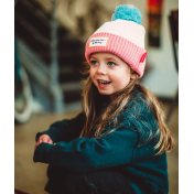 Bonnet pompom polaire pour les enfants.